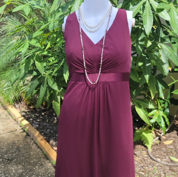 David's Bridal Red Wine Formal Long Gown Size 2 - Picture 4 of 16